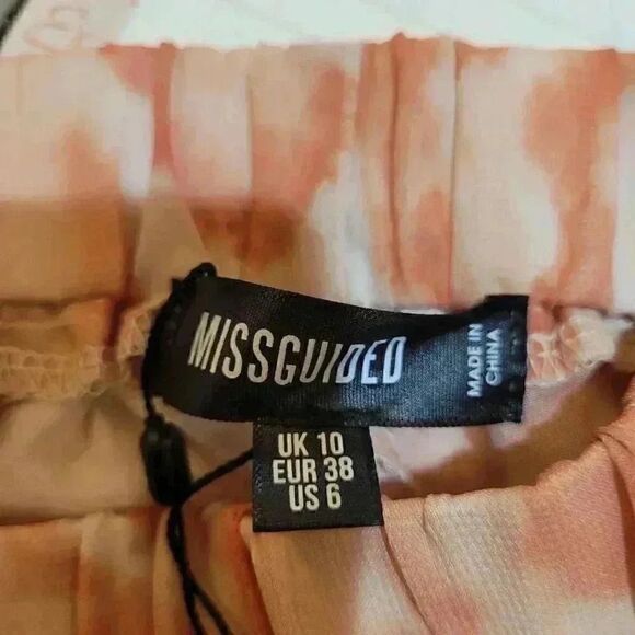 Missguided Women's Tawny Peach Chiffon Washed Poly Leopard Runner Shorts NEW - Picture 9 of 11